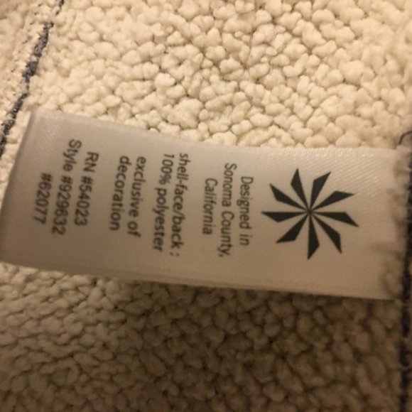 Athleta Jacket/ZipUp - Picture 3 of 8